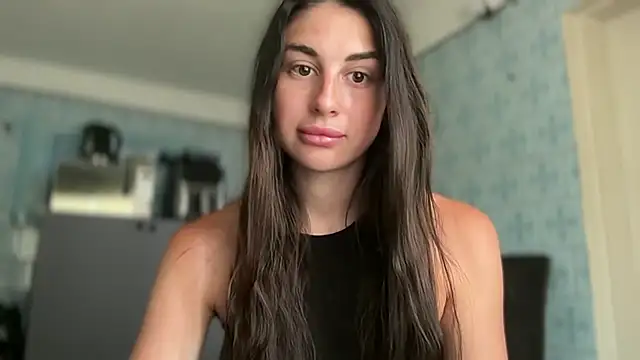 Chat +18 de LiluMartiznir ao vivo