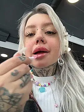 Chiibi – webcam-show