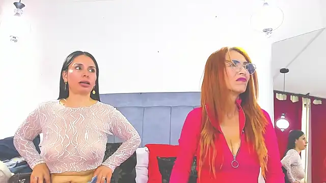 Chat XXX en directo de Atenis_thompson