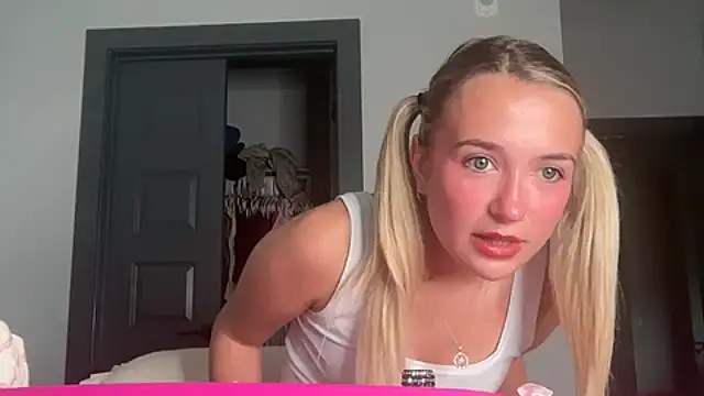 kelseyblu's Live XXX Chat