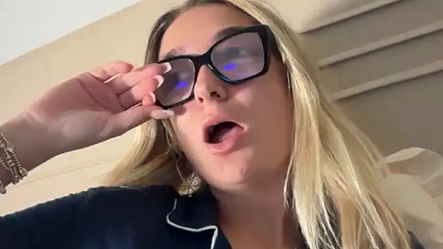 kelseyblun Live XXX chat
