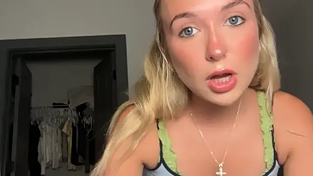 kelseyblu Chat XXX live