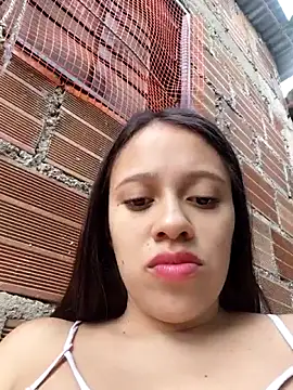 lachiki_plus Webcam-Show