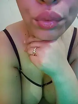 kamilia_sexyy Webcamshow