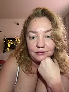 BBBWOOW Chat XXX in diretta