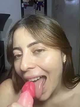 lilasun17's Webcam Show