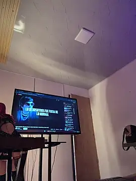 Karolaiin_LS ওয়েবক্যাম শো