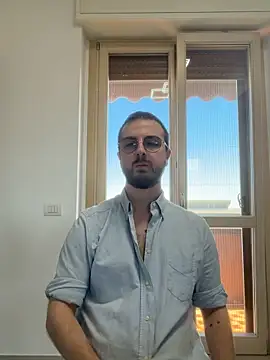 ItalianAlex Webcam show