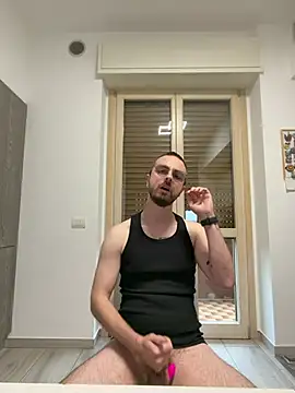 ItalianAlex Show in webcam