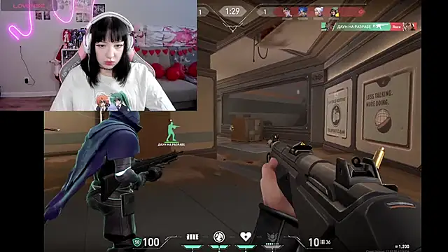 MollysLand Show in webcam