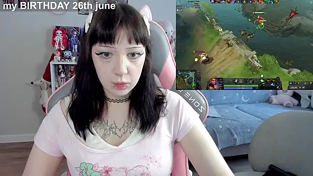MollysLand élő XXX-chatje