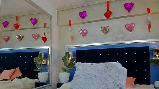 YasmineDelight Adlı Modelin Web Kamerası Şovu