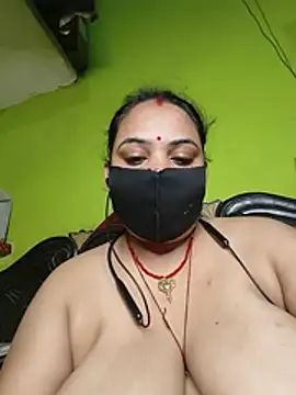 Billo-Raani Show in webcam
