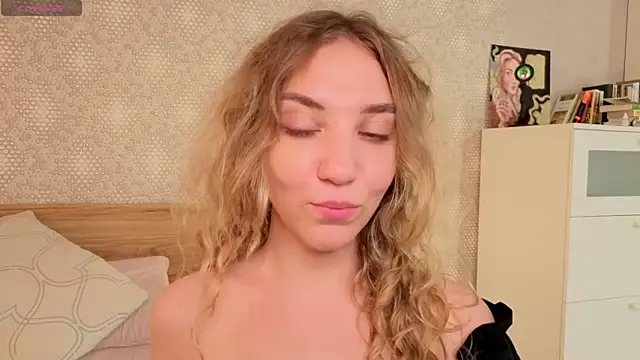 alice_charm_'s Live XXX Chat