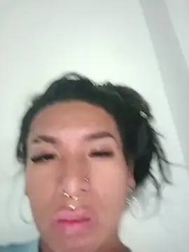 MeelFox Show in webcam