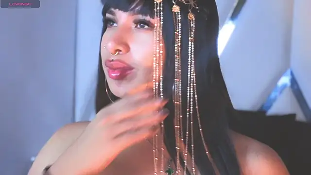 MeelFox webcam show