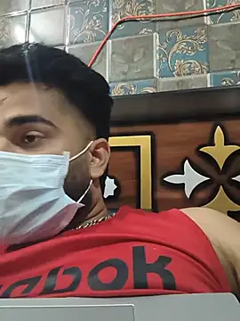 Pertunjukan Kamera Web TNTBOSS01