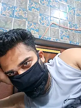 Show modela TNTBOSS01 na web-kameri