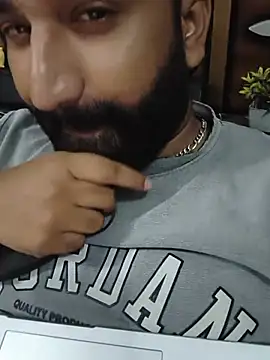 הופעת וובקאם של BeardKingoBack
