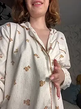 دردشة LynaFrost الجنسية المباشرة
