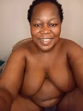 Lahpussy 网络视讯表演