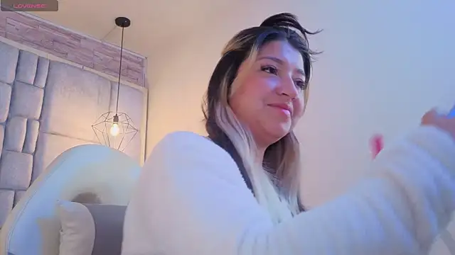 Živý XXX chat Dahiana_Dmour_