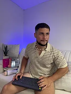 valenssio_moretti Pertunjukan Webcam