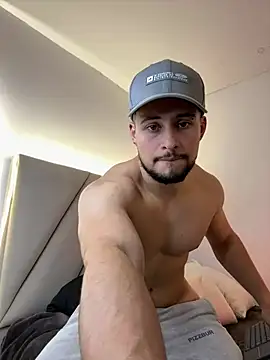 valenssio_moretti Шоу с уебкамера