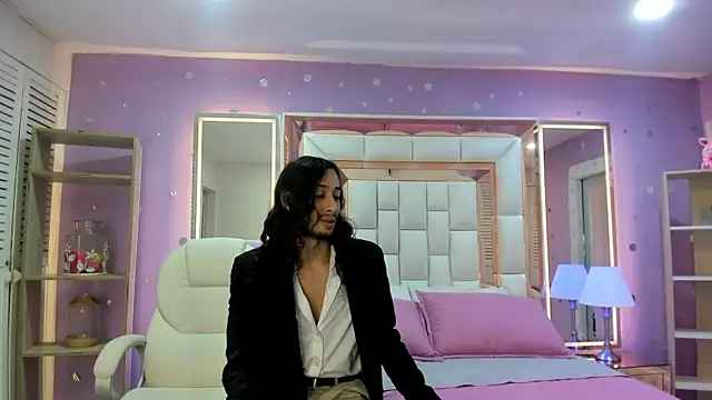 Goldentemptation_'s Live XXX Chat