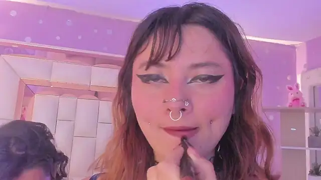 Goldentemptation_ webcam show