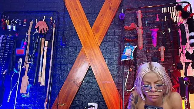 Ariaoficial – Naživo XXX chat