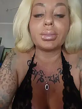 MiaMooly – Live XXX-chat