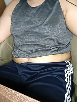 chubbygamer26 Show in webcam