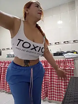 -Serena_ Adlı Modelin Canlı XXX Sohbeti