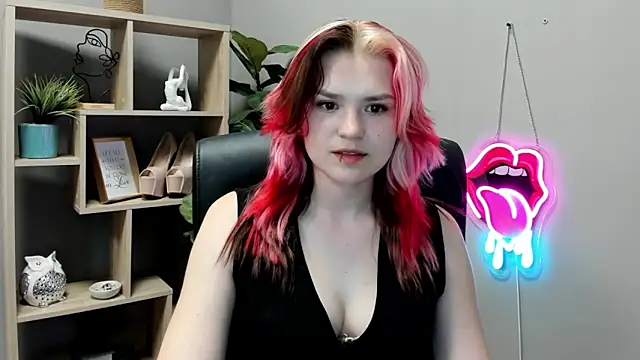 SweetLilyxo Adlı Modelin Canlı XXX Sohbeti