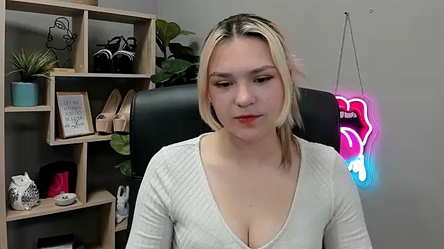 SweetLilyxo Chat XXX in diretta