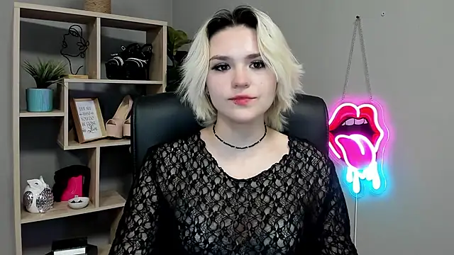 SweetLilyxo webcam show