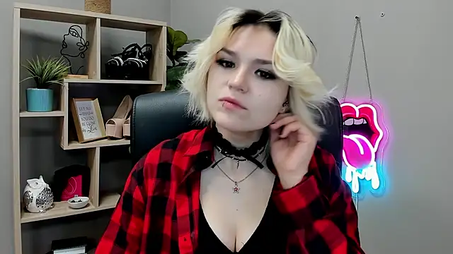 SweetLilyxo's Webcam Show