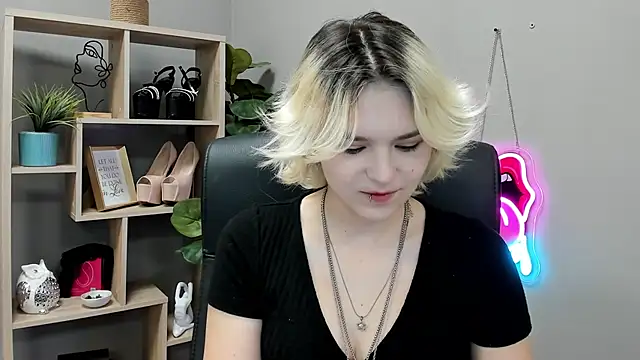 SweetLilyxo Adlı Modelin Web Kamerası Şovu