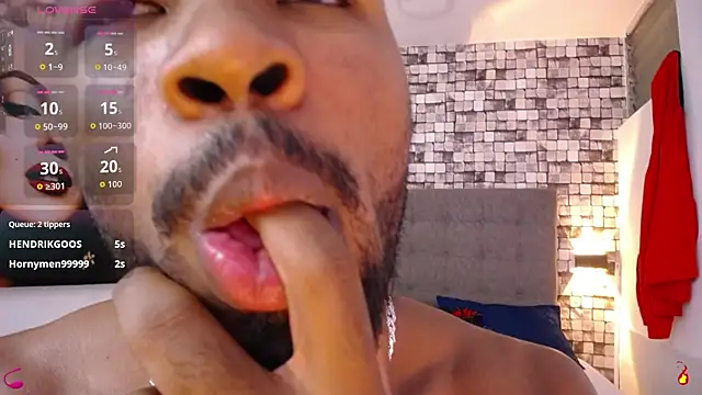 Juan_123__'s Webcam Show