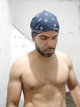 thom_1 Chat XXX live