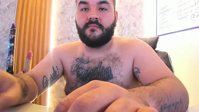 Show de max_river_ na webcam