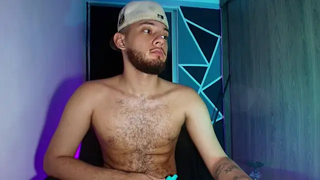 Show modela Sebolaz333 na web-kameri
