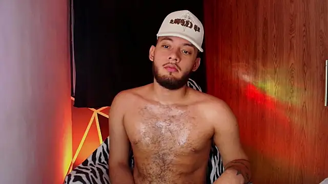 Show modela Sebolaz333 na web-kameri