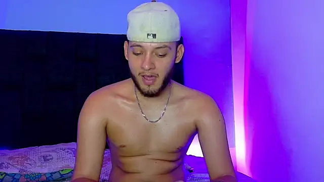 Sebolaz333's Webcam Show