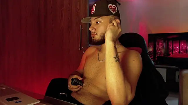 Sebolaz333's Webcam Show