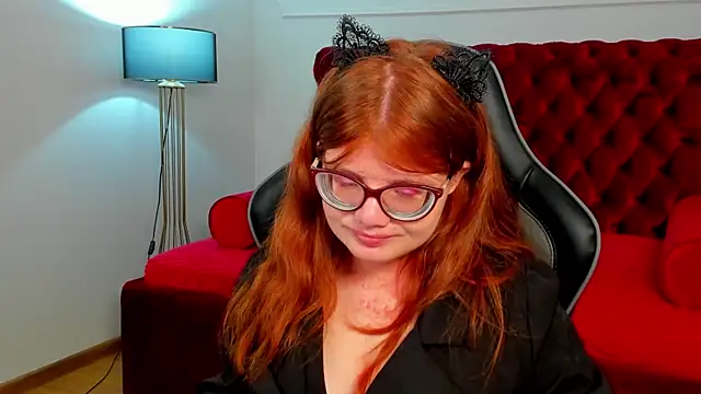 ChloeHalses Adlı Modelin Canlı XXX Sohbeti