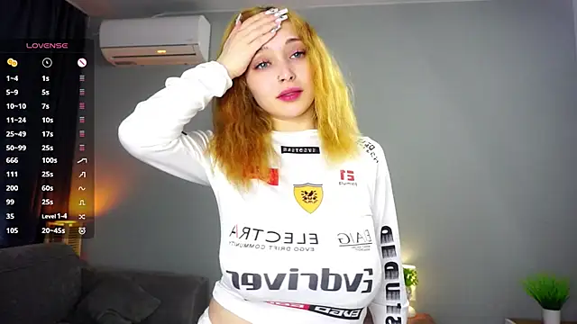 Živý XXX chat HannaHayles