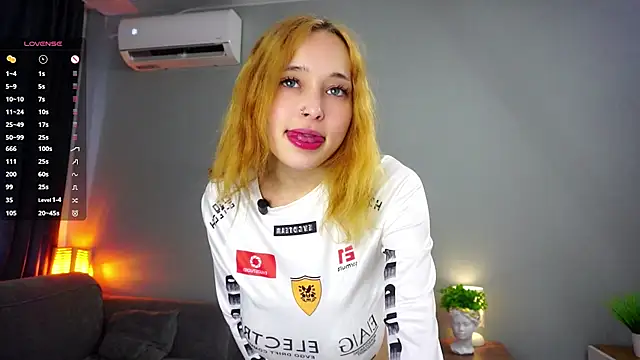 HannaHayles' Webcam Show