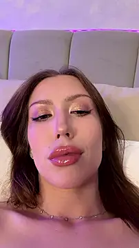 Velvet_Hell Adlı Modelin Canlı XXX Sohbeti